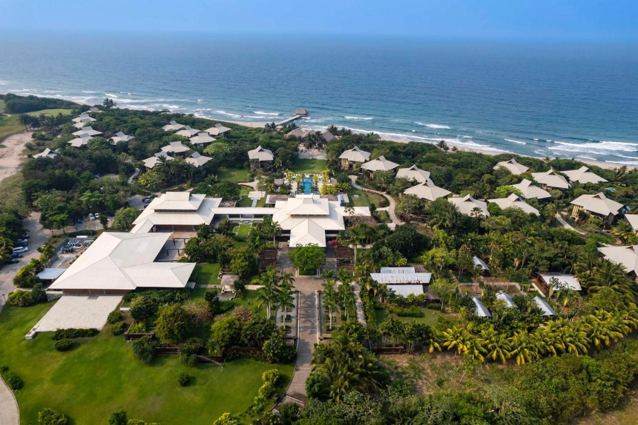 Indura Beach & Golf Resort Curio Collection By Hilton Тела Екстер'єр фото