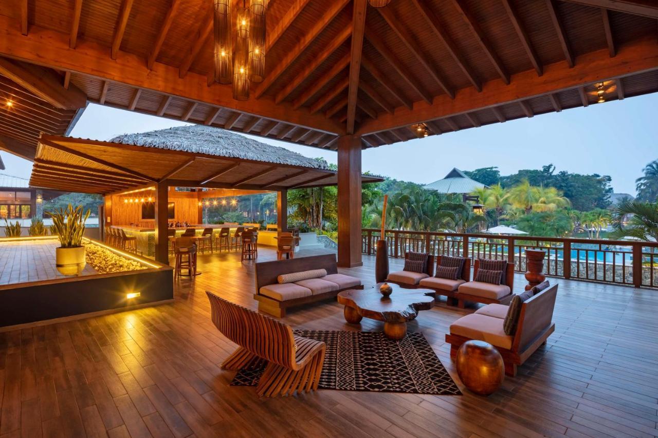 Indura Beach & Golf Resort Curio Collection By Hilton Тела Екстер'єр фото