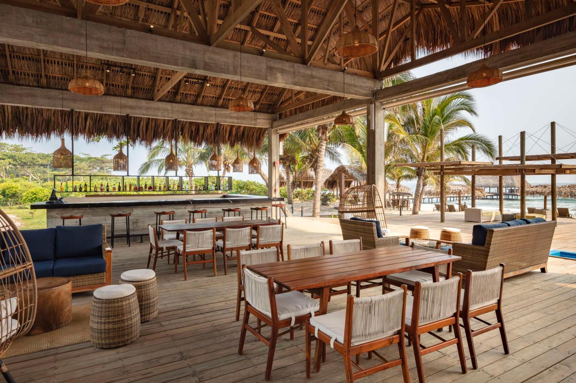 Indura Beach & Golf Resort Curio Collection By Hilton Тела Екстер'єр фото